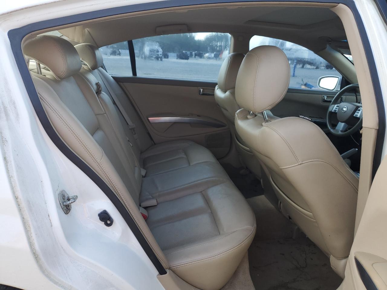 2008 Nissan Maxima - Image 10