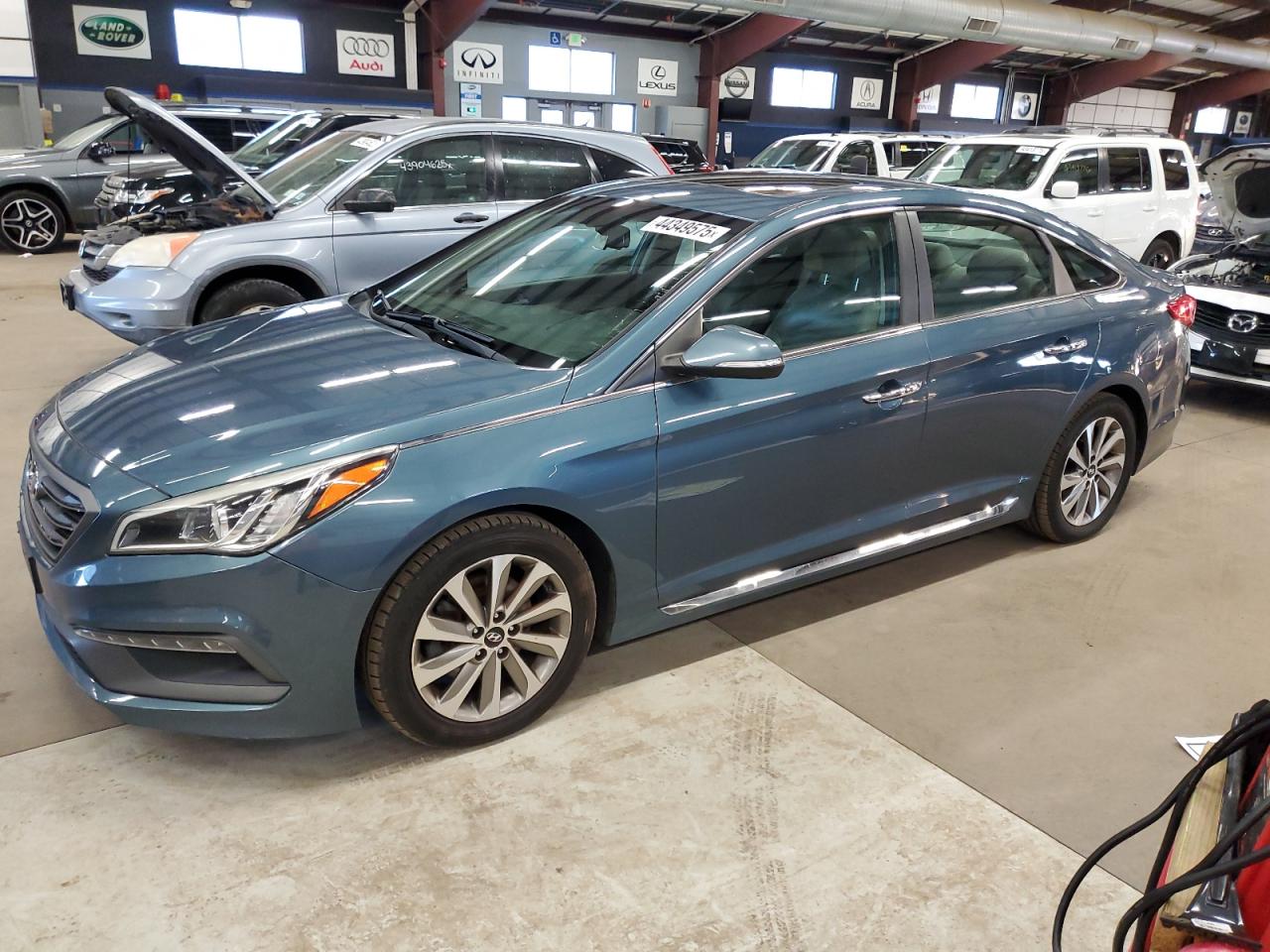 2016 Hyundai Sonata - Image 1