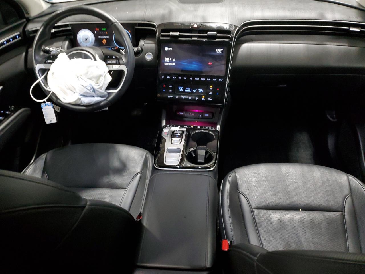 2022 Hyundai Tucson - Image 8