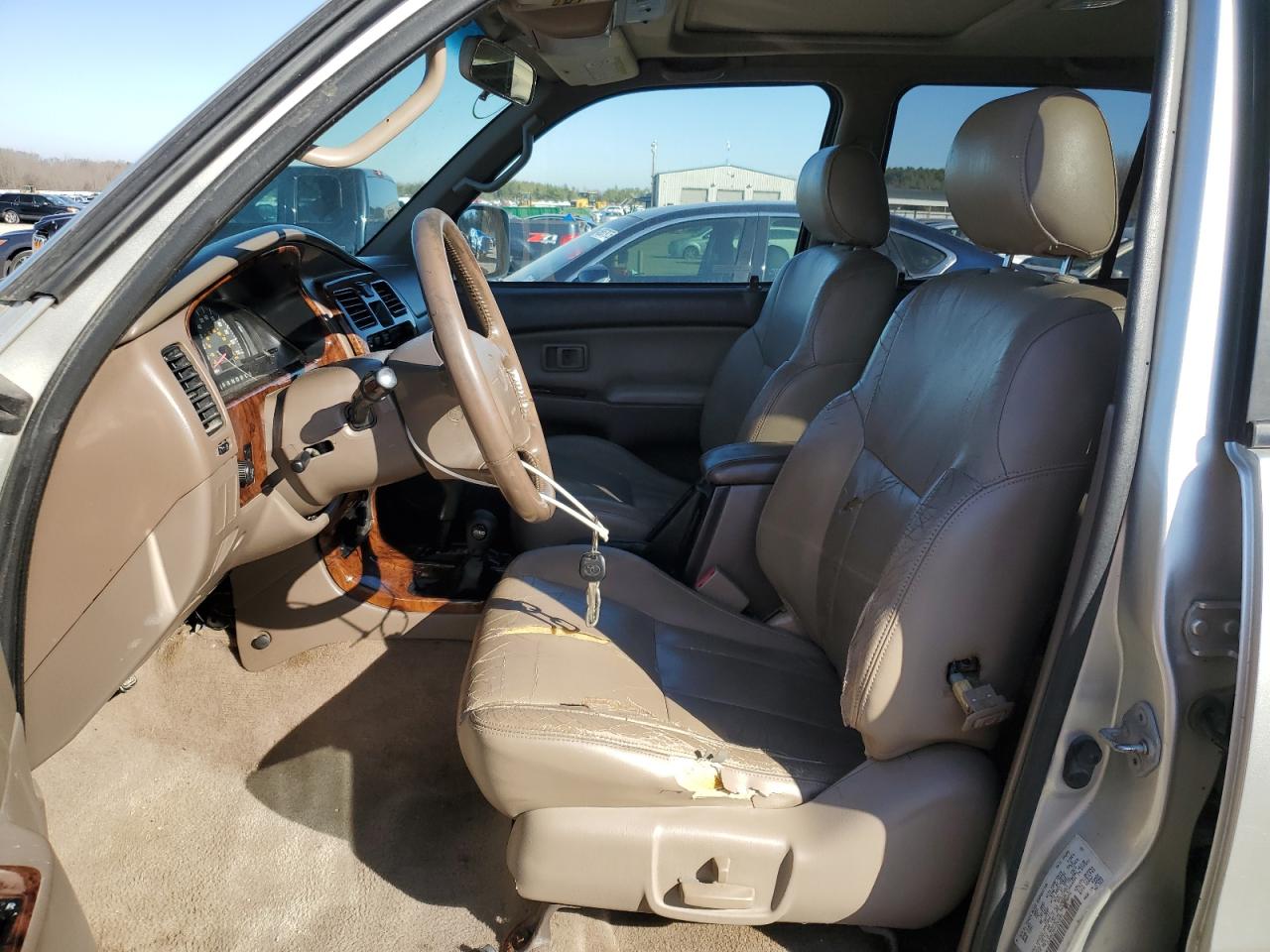 2000 Toyota 4Runner - Image 7