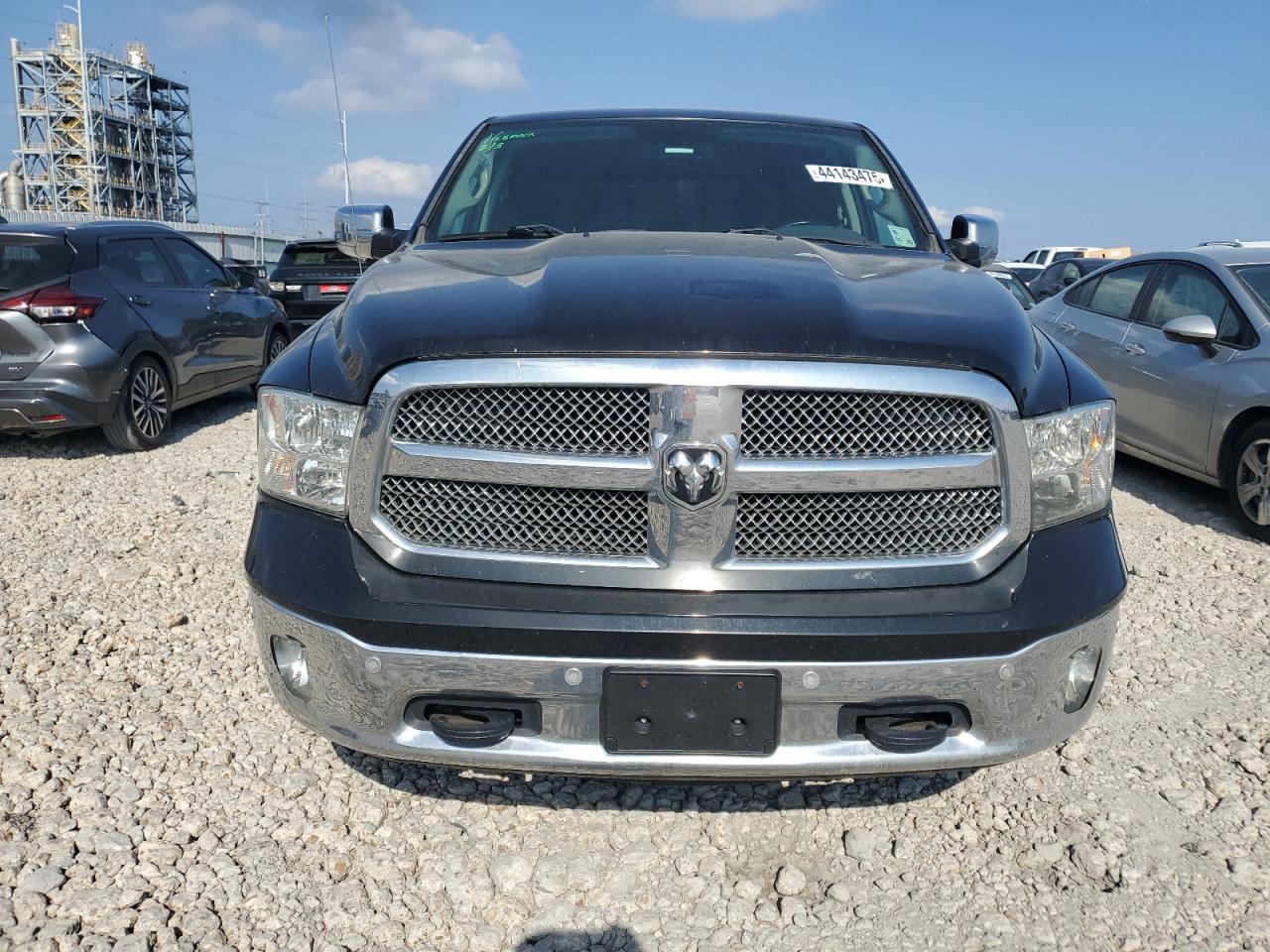 2017 RAM 1500 - Image 5