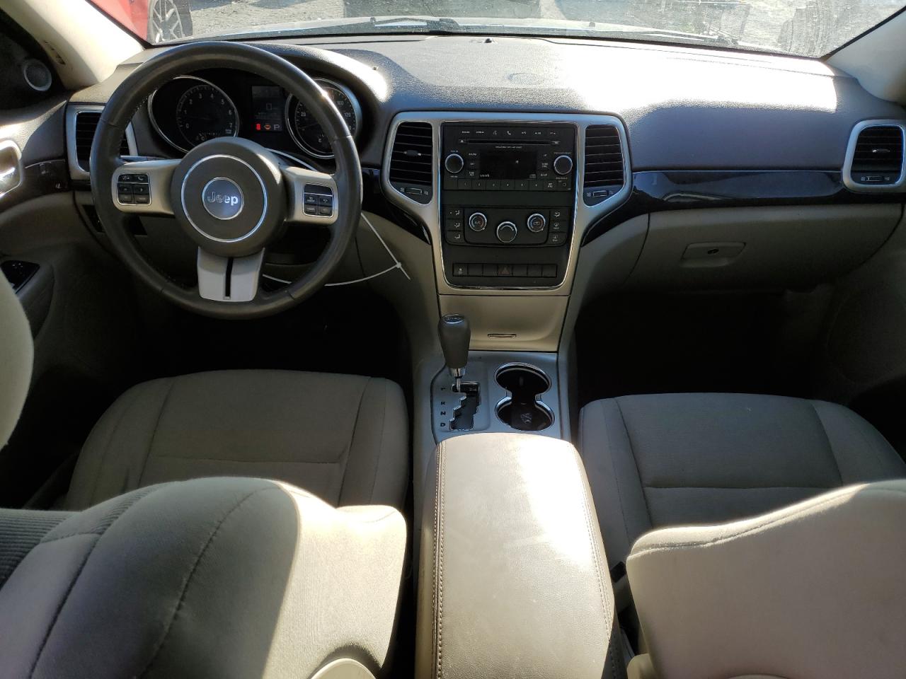2013 Jeep Grand Cherokee - Image 8