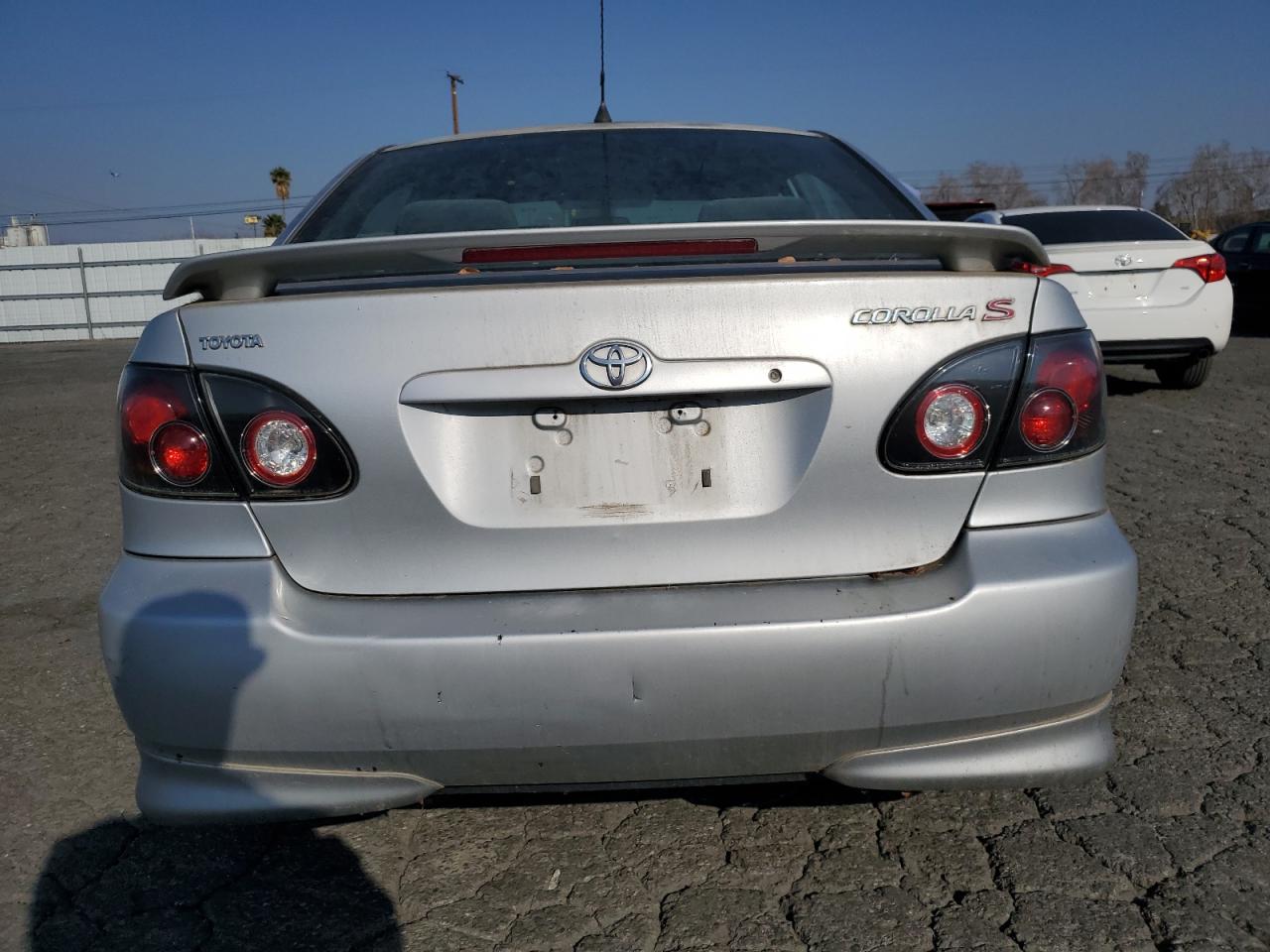 2005 Toyota Corolla - Image 6