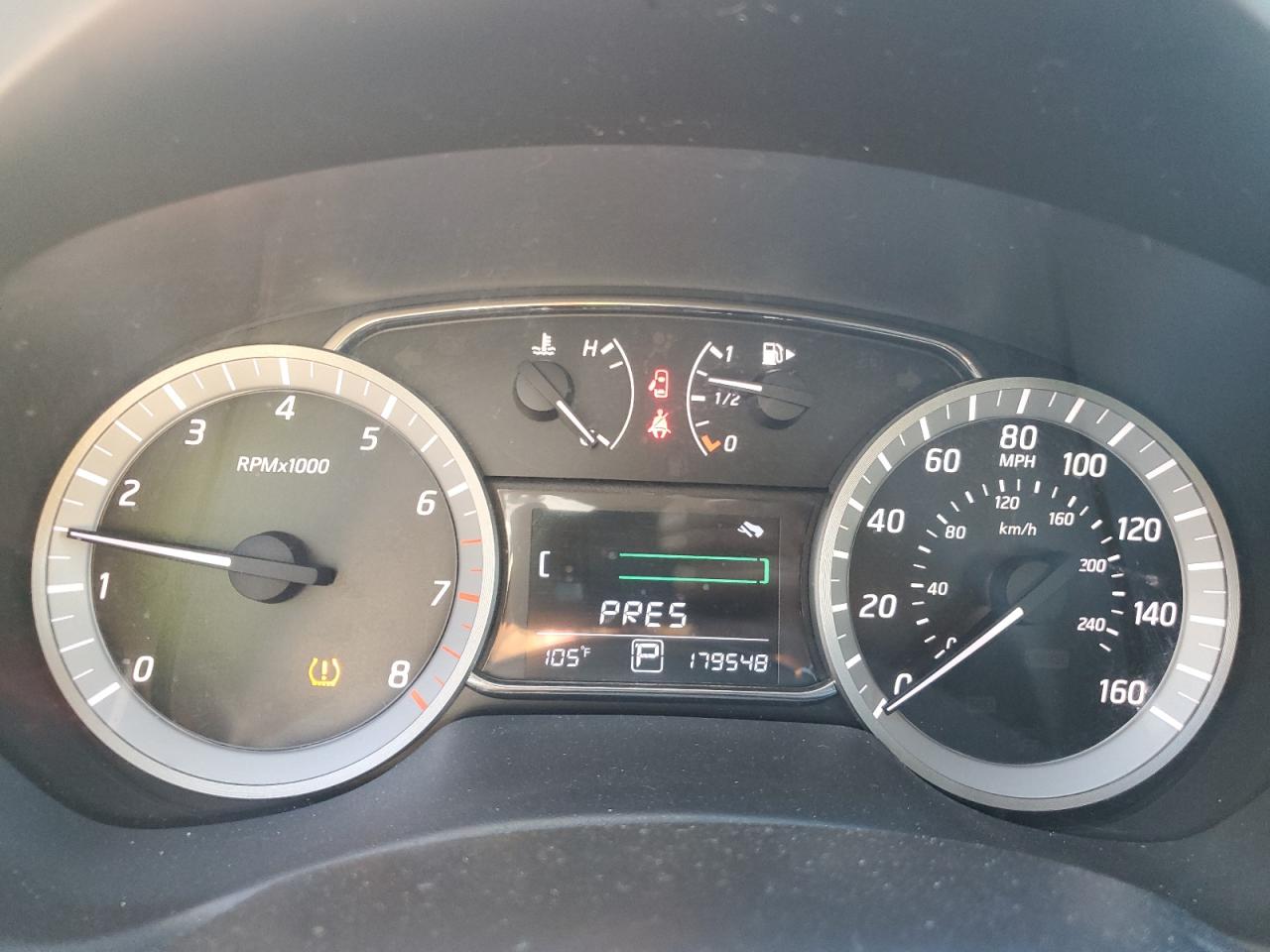 2013 Nissan Sentra - Image 9