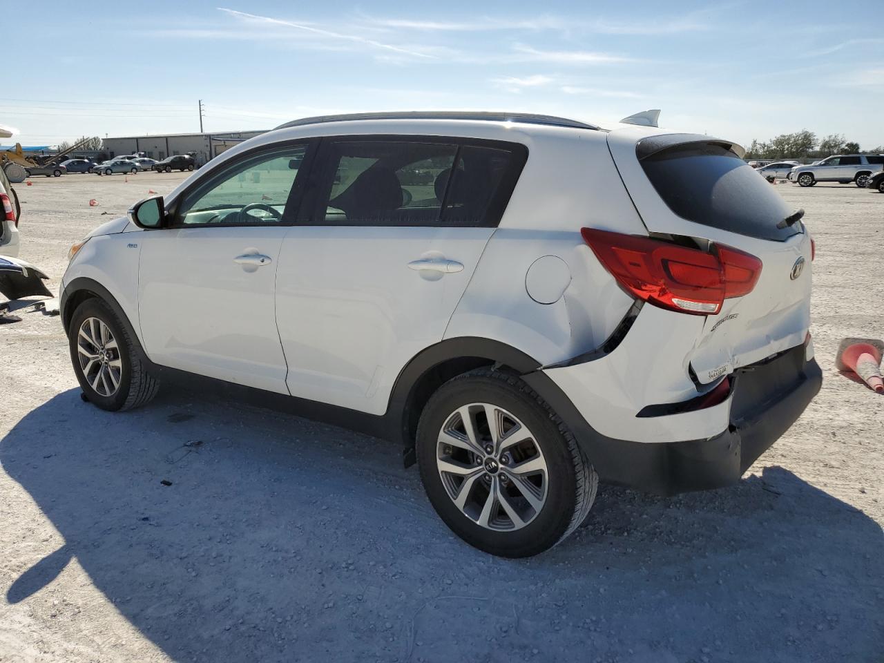 2015 Kia Sportage - Image 2