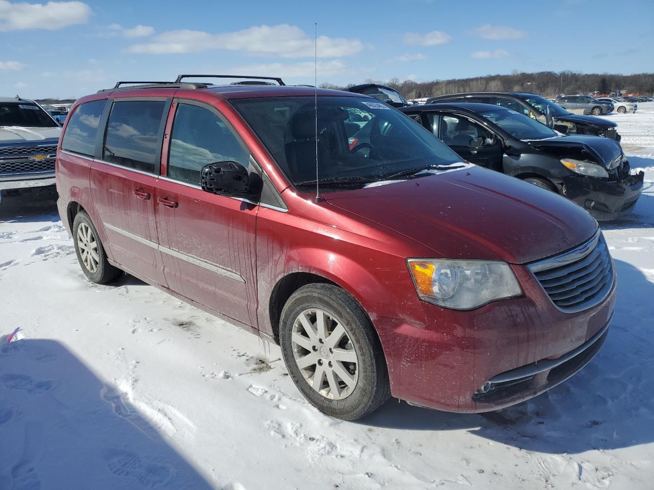2014 Chrysler Town & Country - Image 4