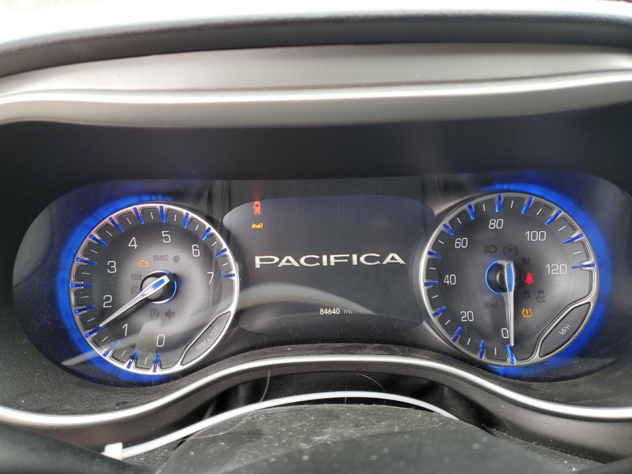 2021 Chrysler Pacifica - Image 9