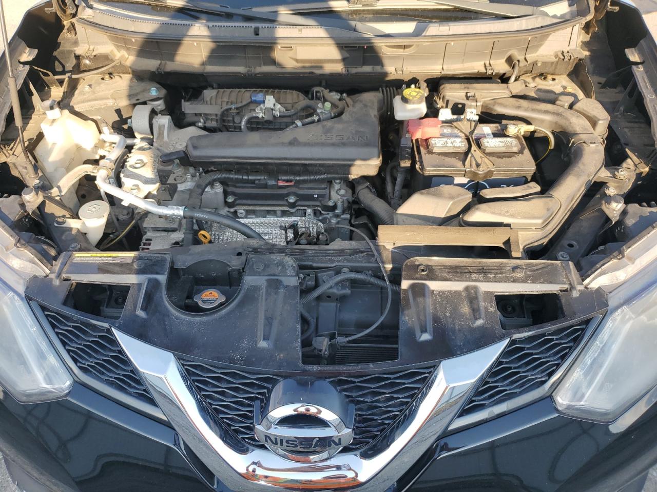 2015 Nissan Rogue - Image 12
