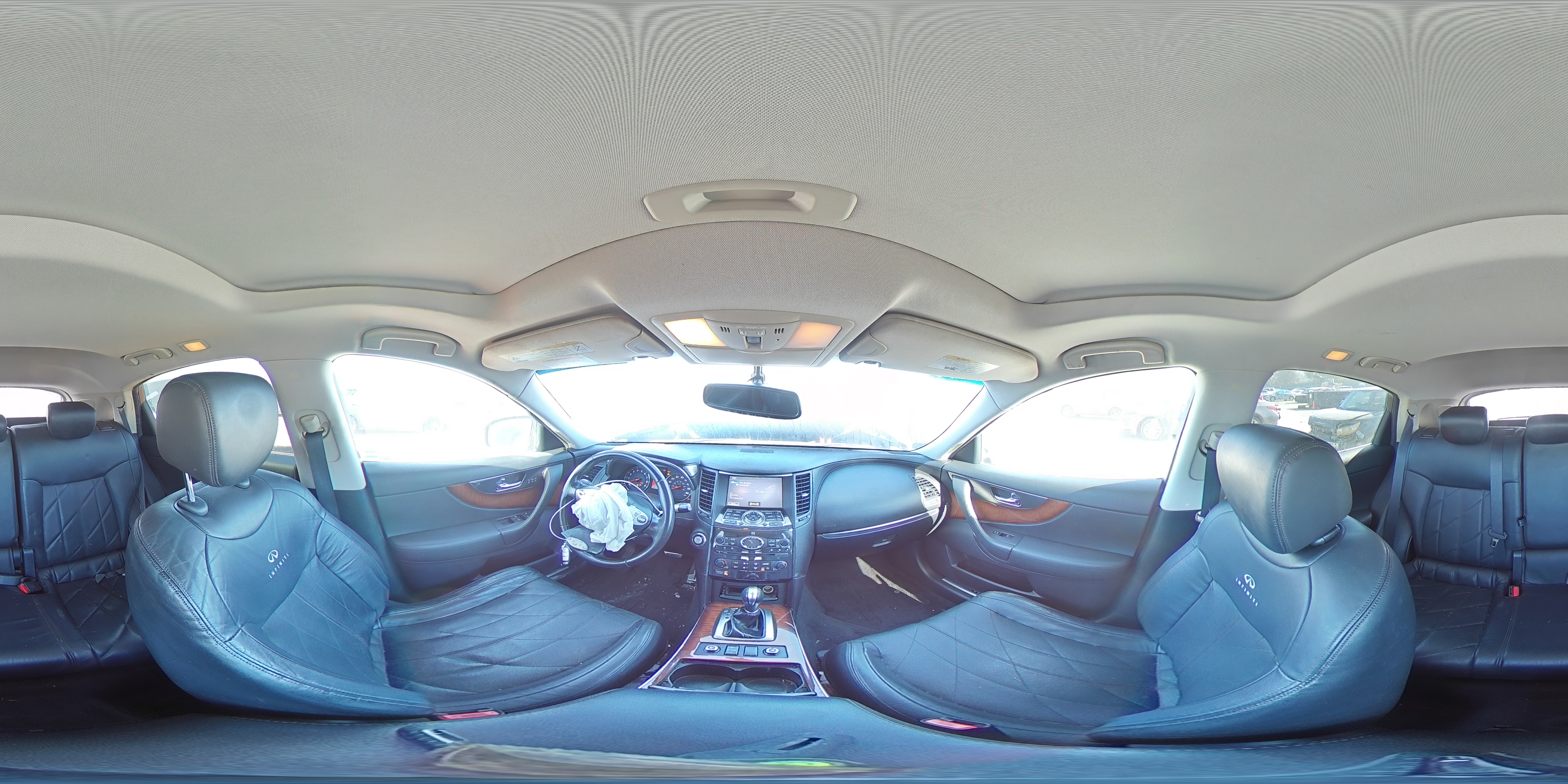 2010 Infiniti FX - Image 13