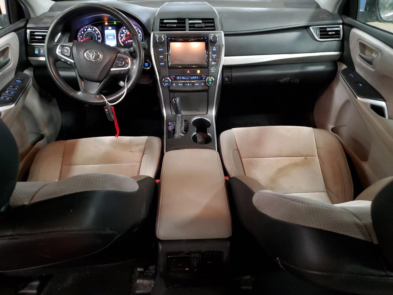 2015 Toyota Camry - Image 8