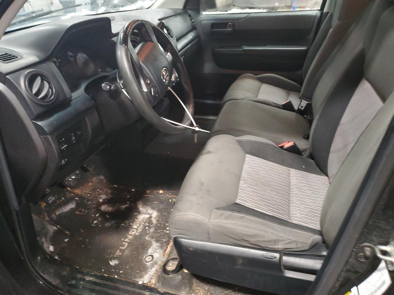 2015 Toyota Tundra - Image 7