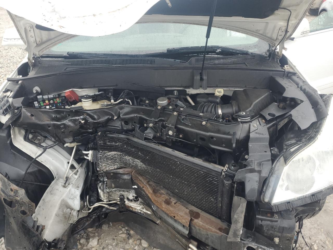 2009 Chevrolet Traverse - Image 13