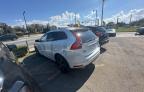 2017 Volvo Xc60 T6 R-Design Platinum за продажба в Apopka, FL - Minor Dent/Scratches