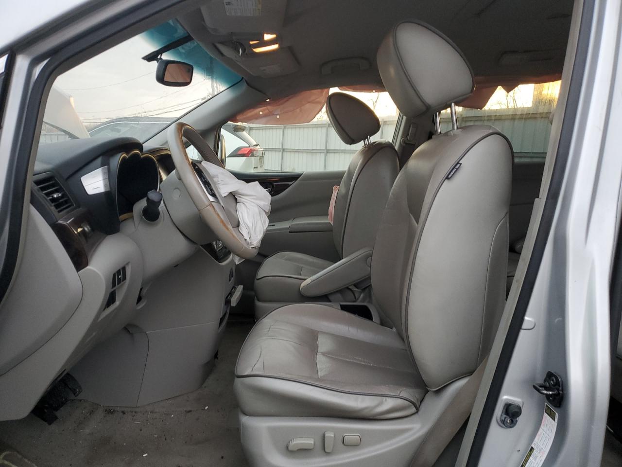 2013 Nissan Quest - Image 7