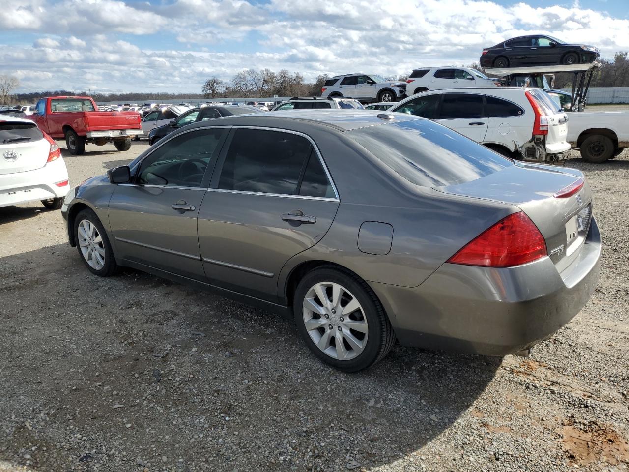 2006 Honda Accord - Image 2