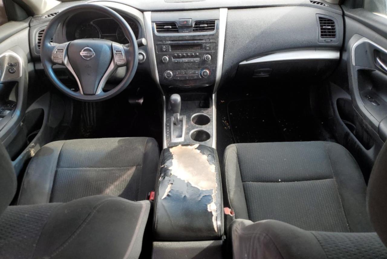 2015 Nissan Altima - Image 8