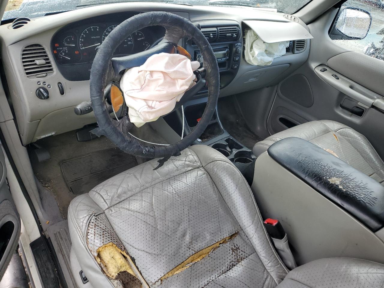 1998 Ford Explorer - Image 8