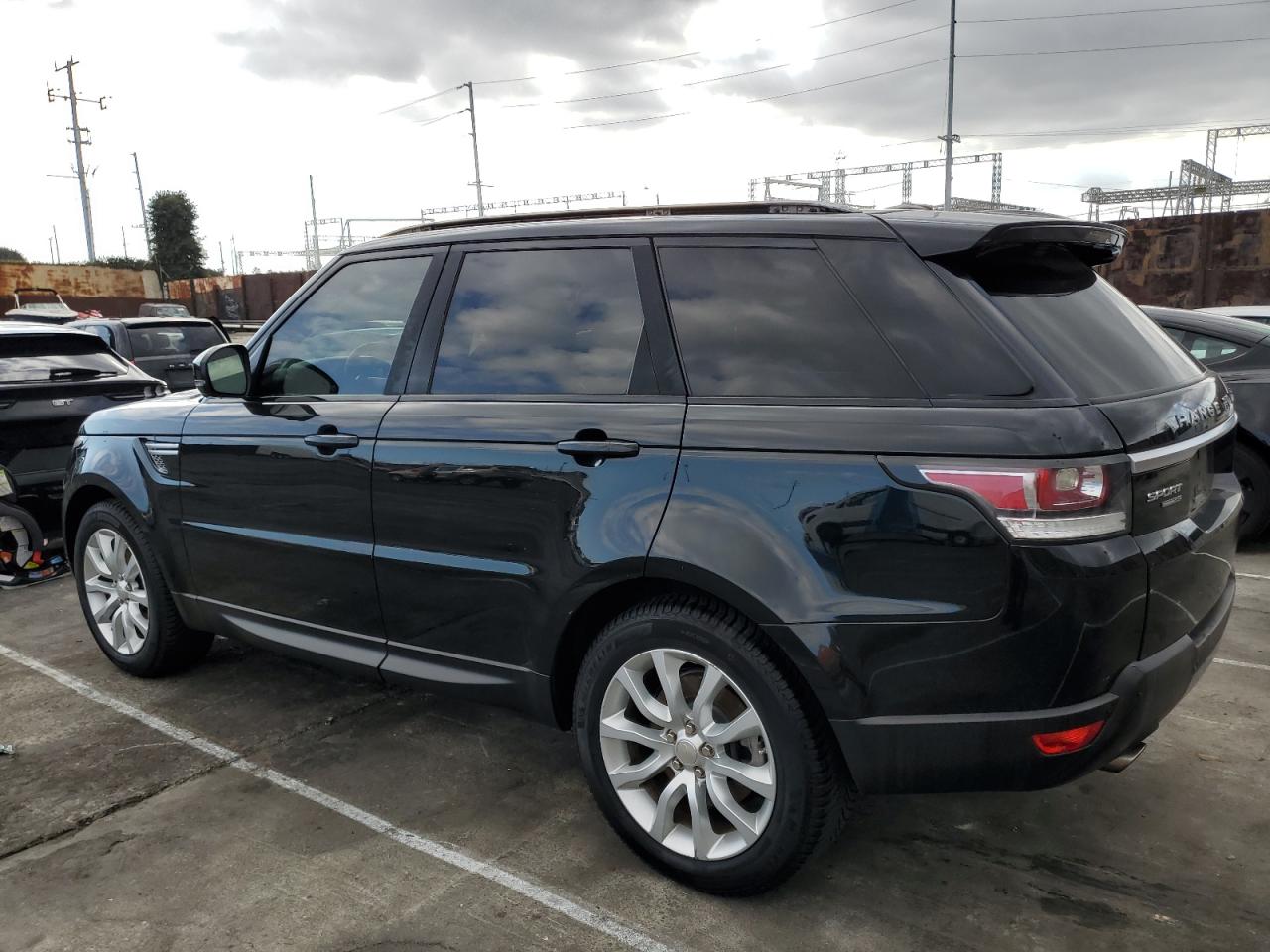 2014 Land Rover Range Rover - Image 2