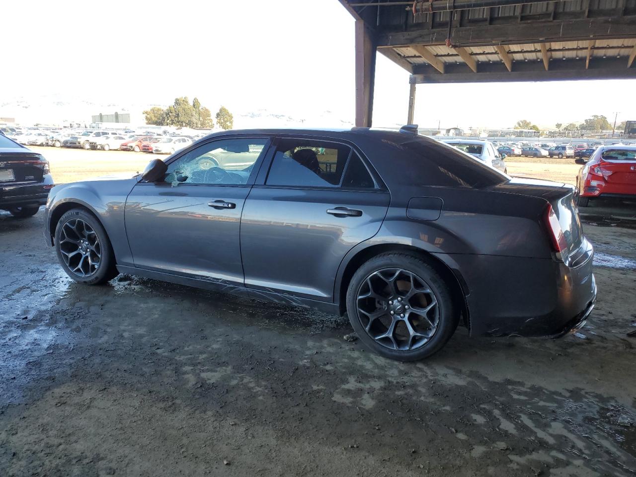 2019 Chrysler 300 - Image 2