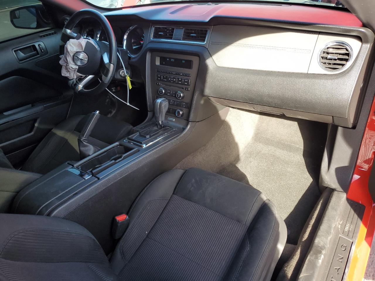 2013 Ford Mustang - Image 8