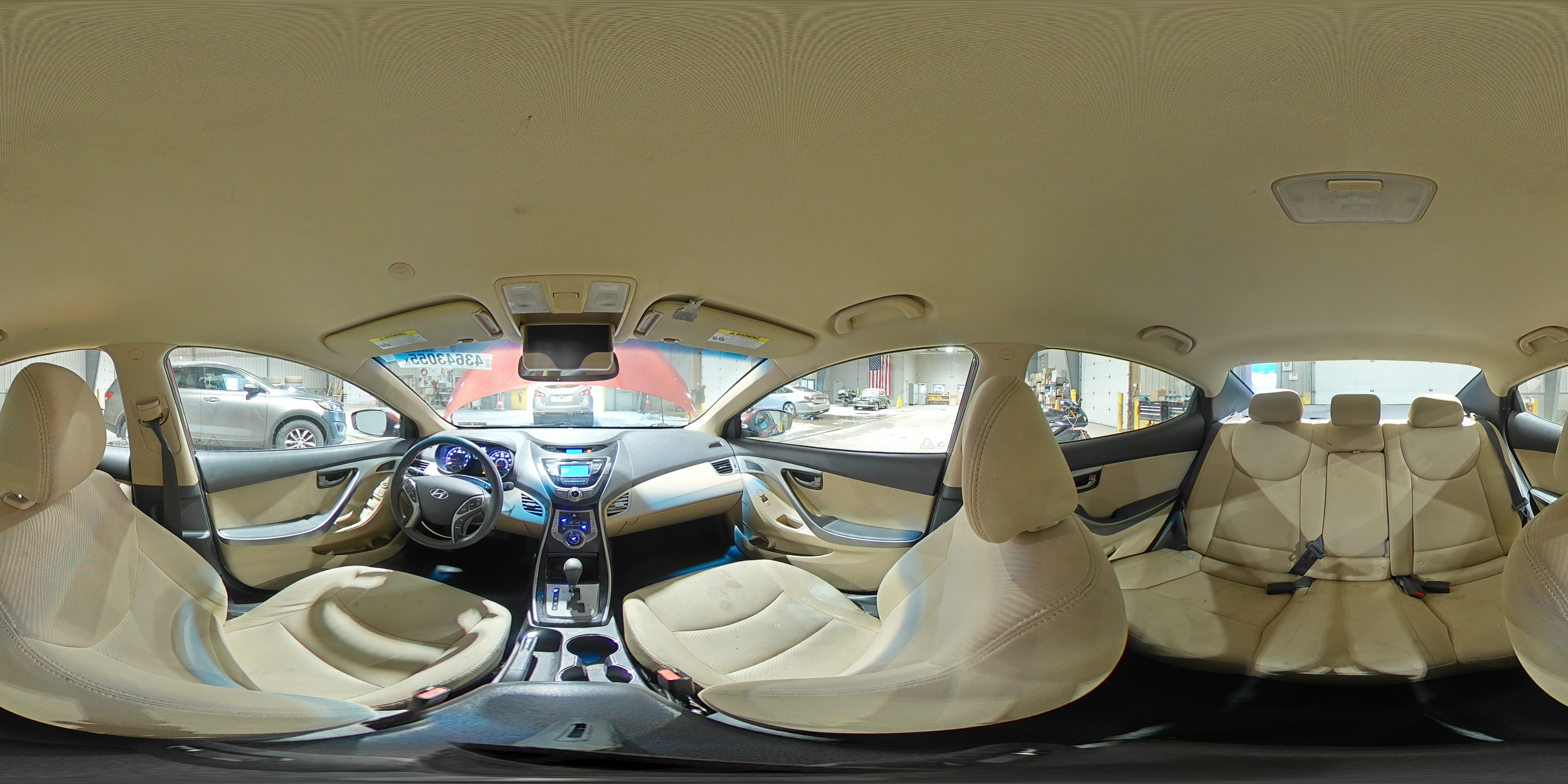 2013 Hyundai Elantra - Image 13
