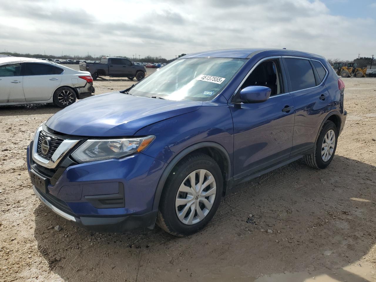 2018 Nissan Rogue - Image 1