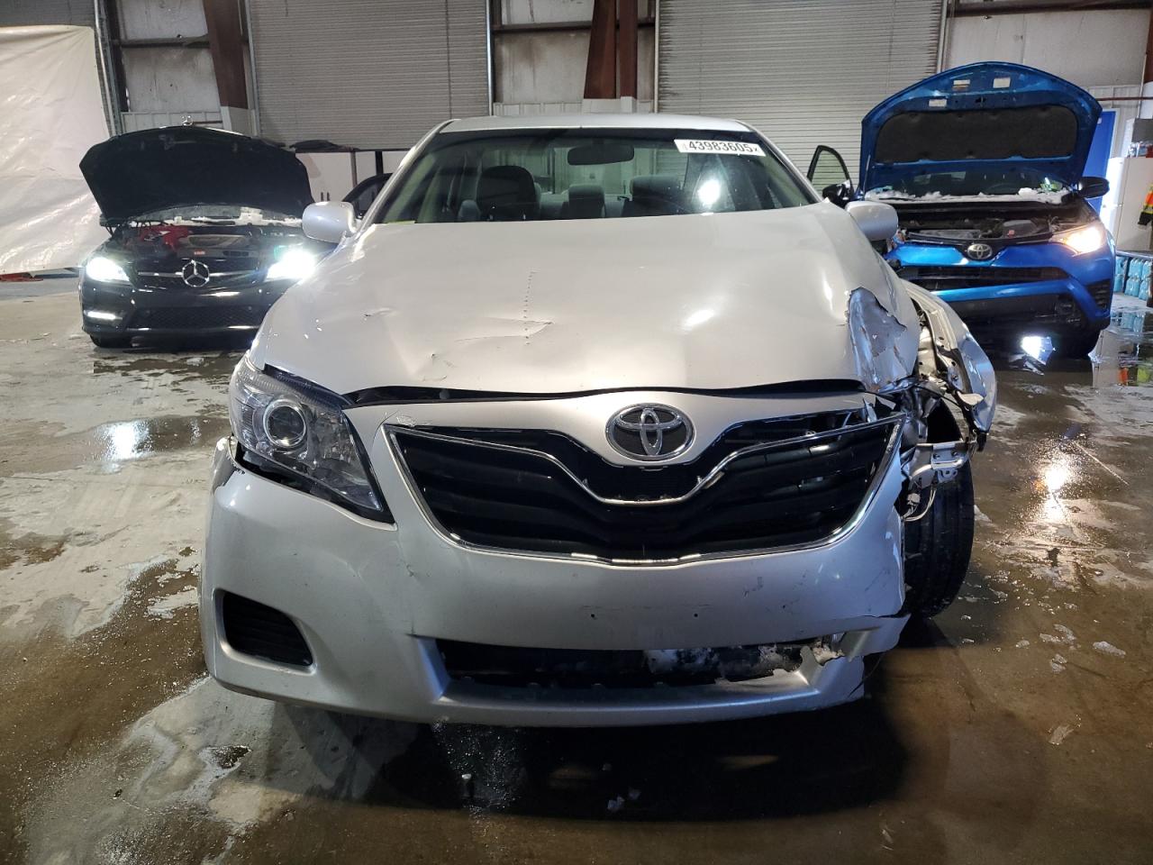 2011 Toyota Camry - Image 5