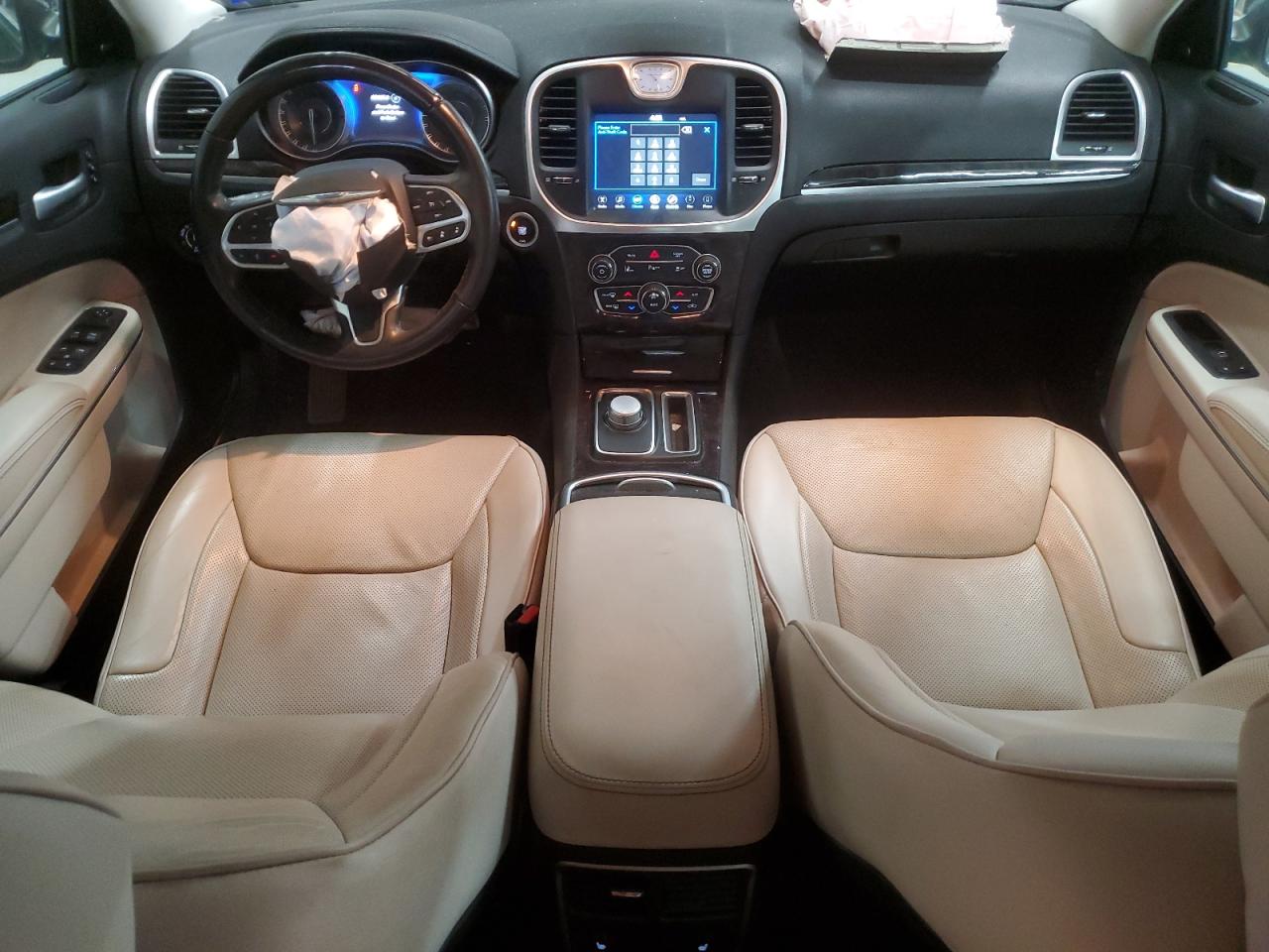 2019 Chrysler 300 Limited VIN: 2C3CCAKG0KH580552 Lot: 43329005