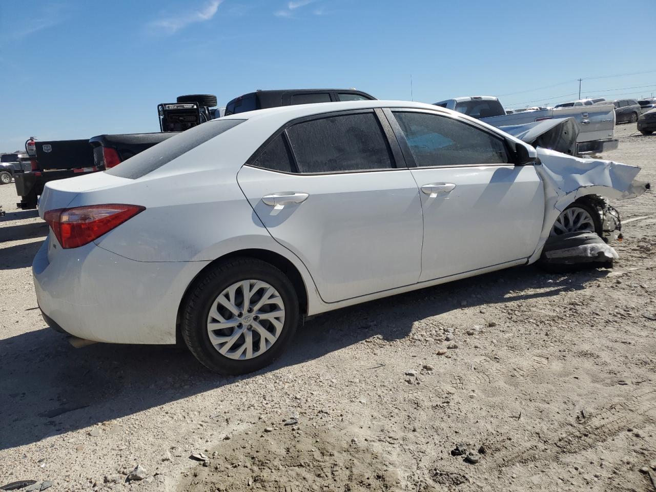 2018 Toyota Corolla - Image 3
