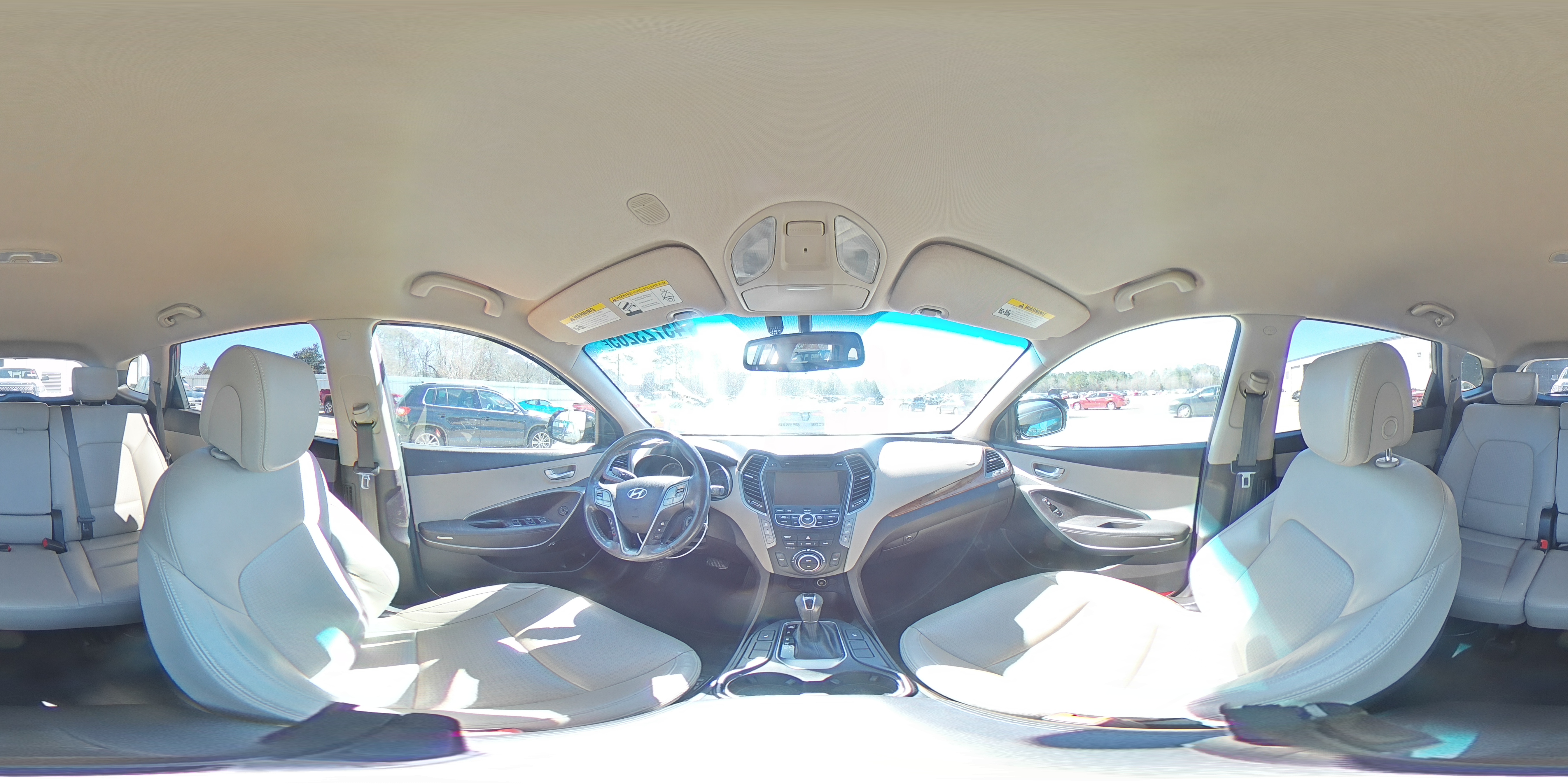 2013 Hyundai Santa Fe - Image 12