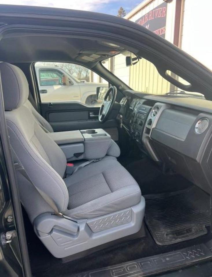 2012 Ford F-150 - Image 5