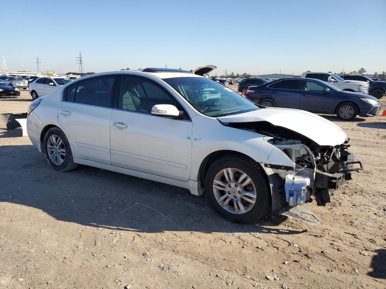 2012 Nissan Altima - Image 4