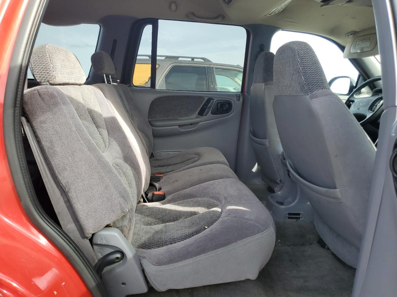 1998 Dodge Durango - Image 11