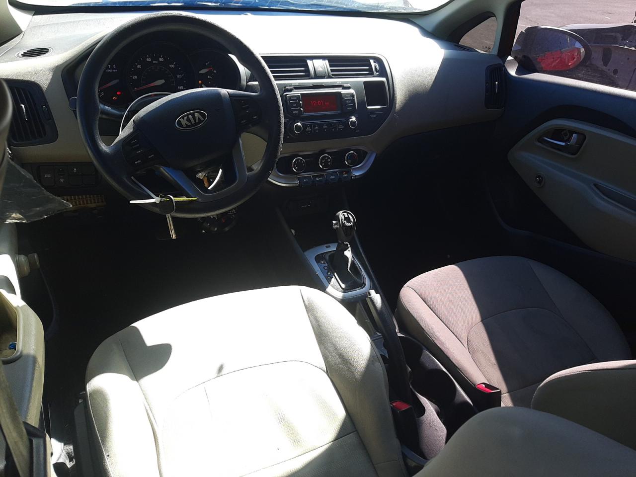 2014 Kia Rio - Image 8