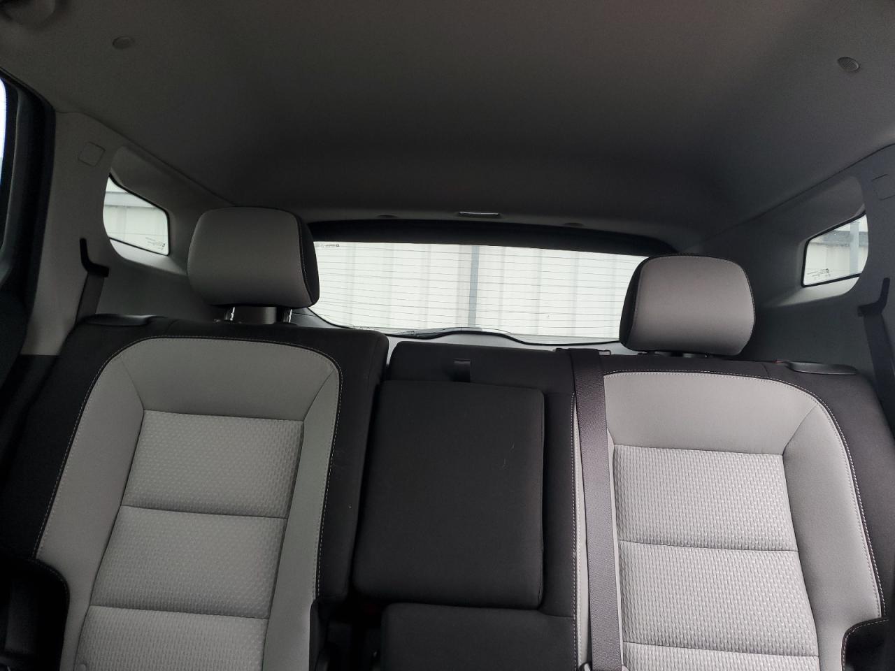 2022 GMC Terrain - Image 10