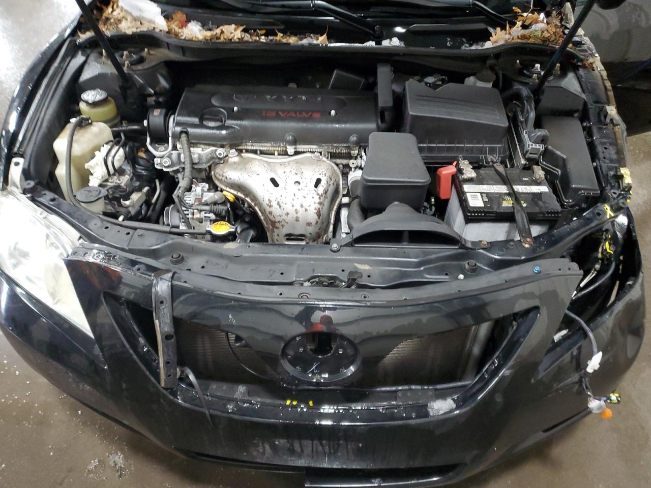2009 Toyota Camry - Image 11