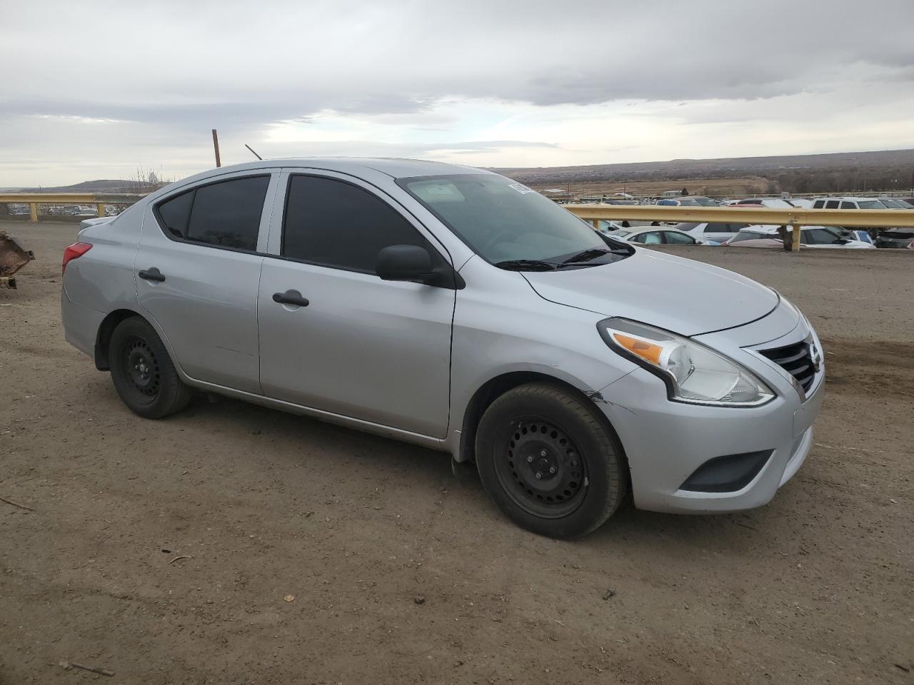 2015 Nissan Versa - Image 4