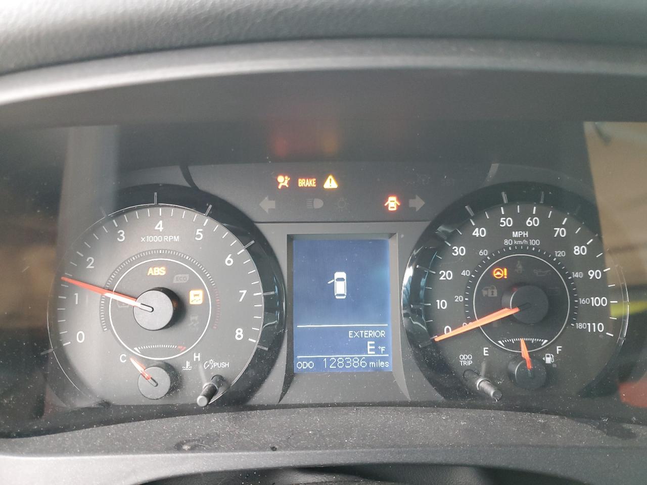 2015 Toyota Sienna - Image 9