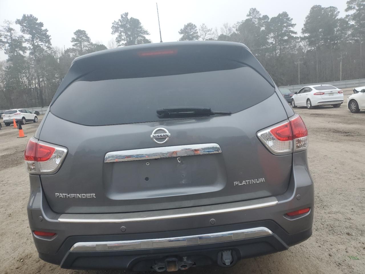 2015 Nissan Pathfinder - Image 6