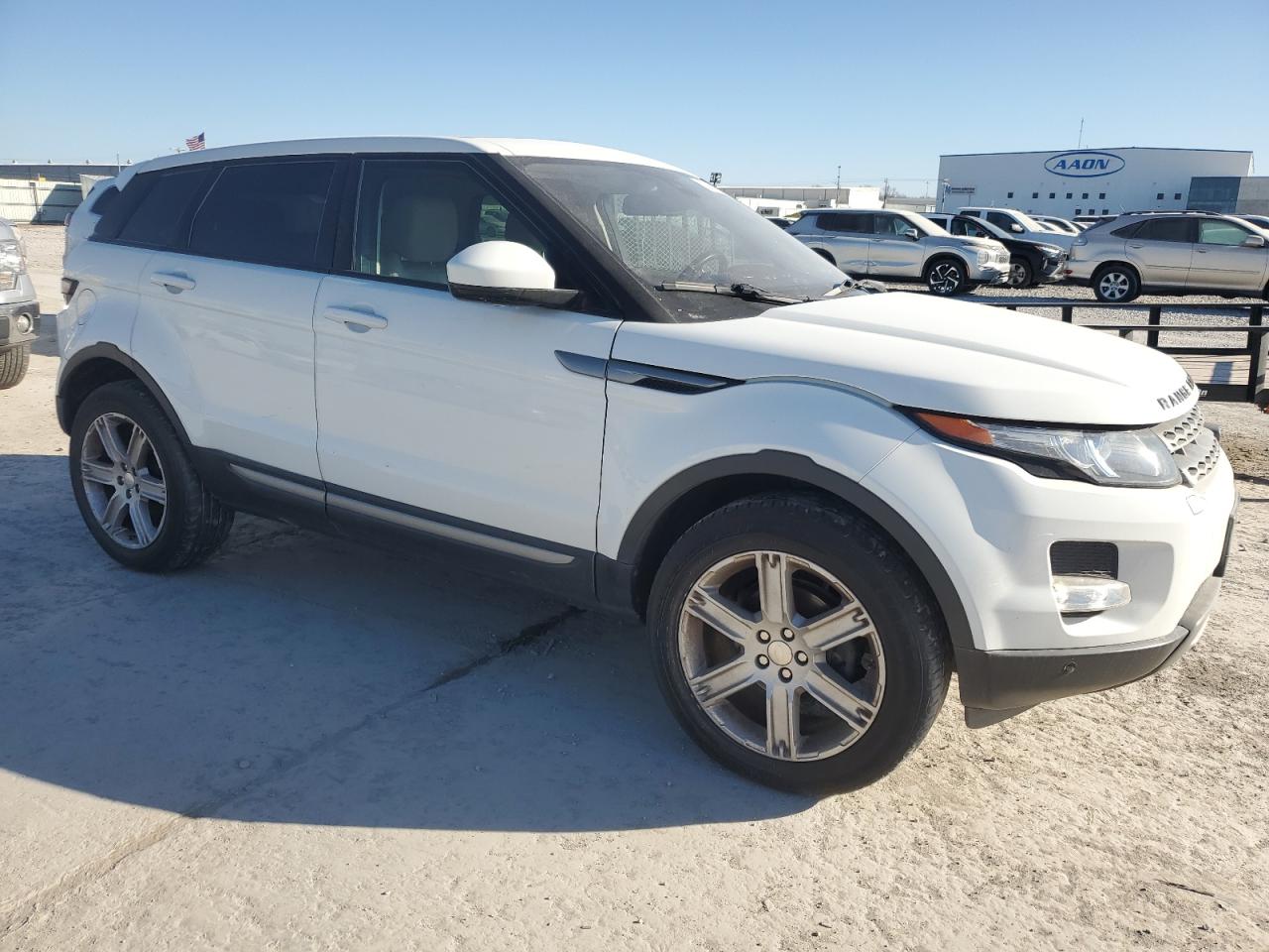 2014 Land Rover Range Rover - Image 4