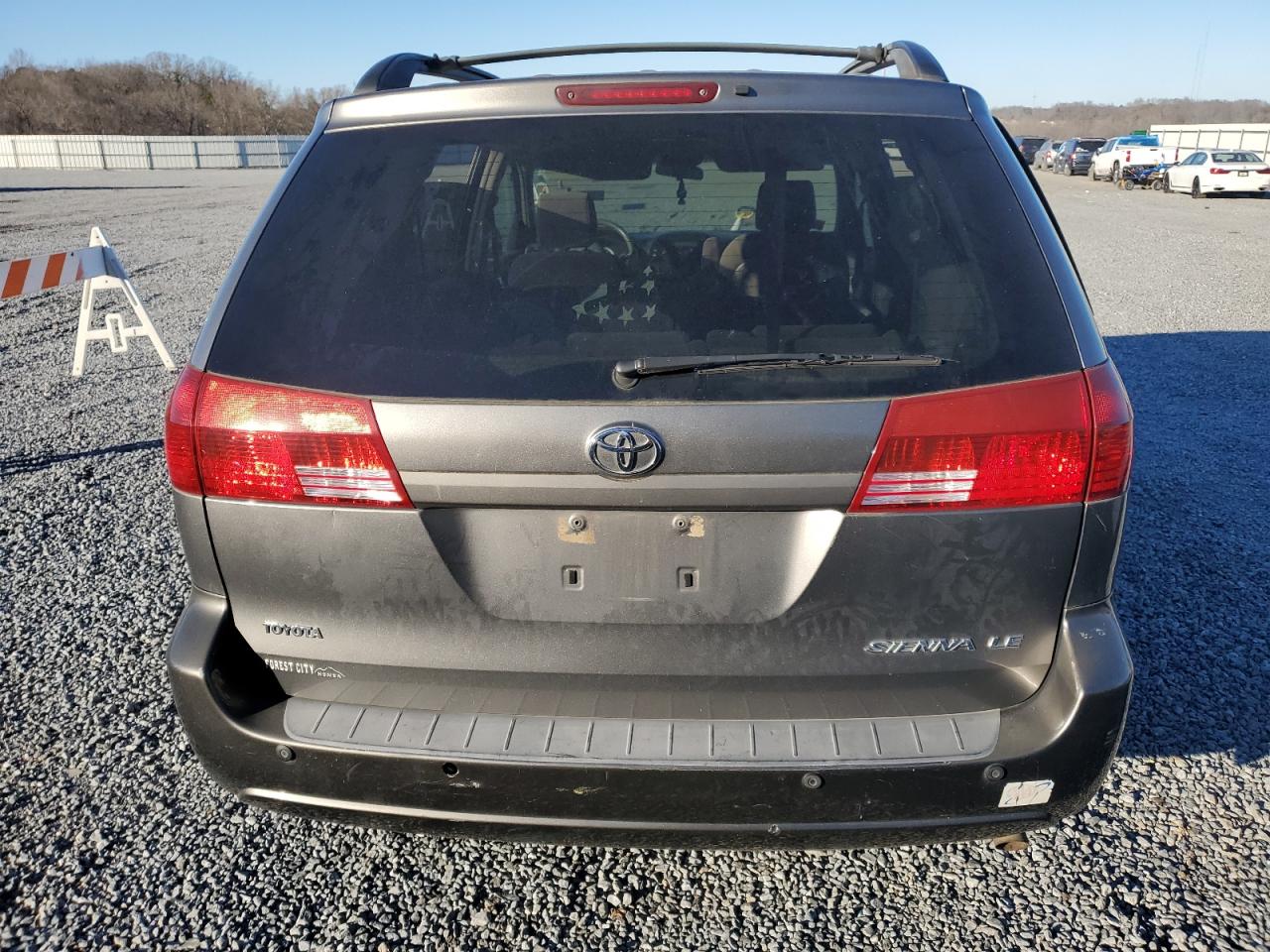 2005 Toyota Sienna - Image 6
