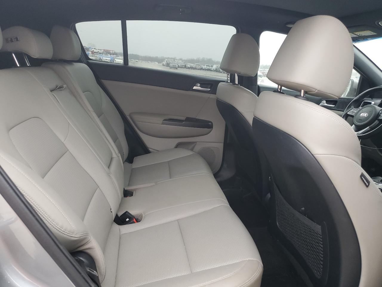 2020 Kia Sportage - Image 11