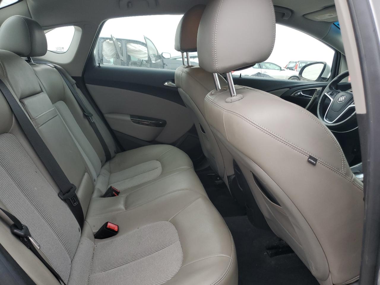2012 Buick Verano - Image 10