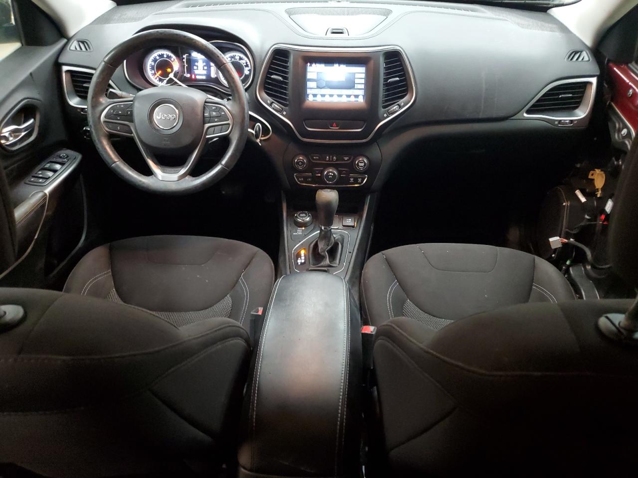 2019 Jeep Grand Cherokee - Image 8