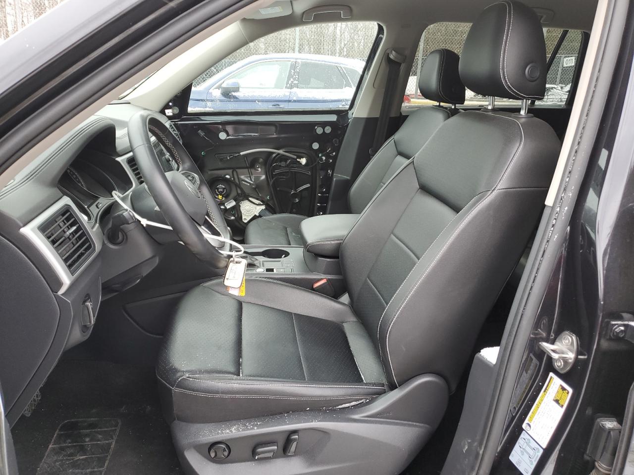 2021 Volkswagen Atlas - Image 7