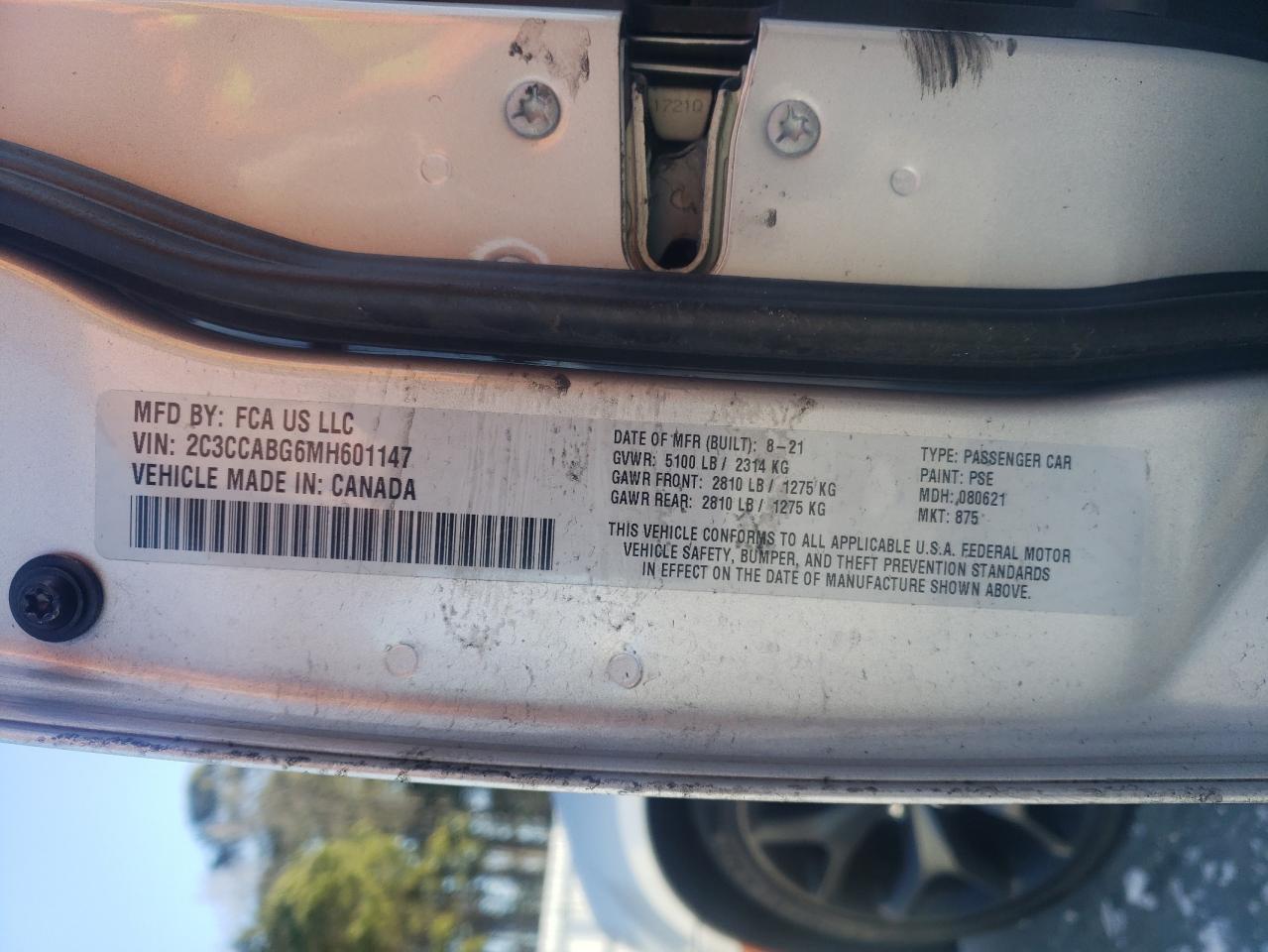 2021 Chrysler 300 - Image 12