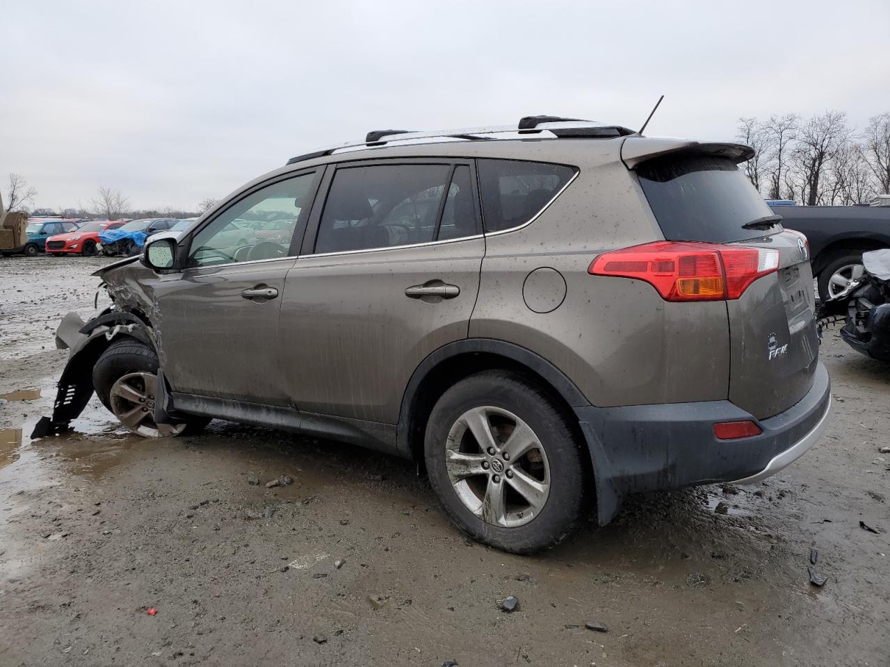 2015 Toyota RAV 4 - Image 2