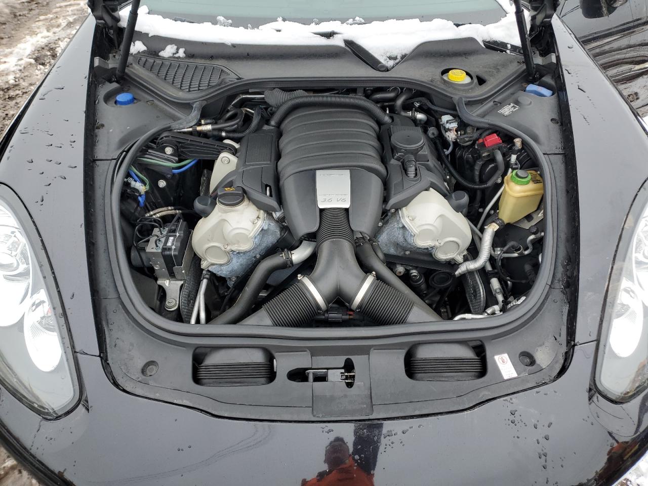 2014 Porsche Panamera - Image 11