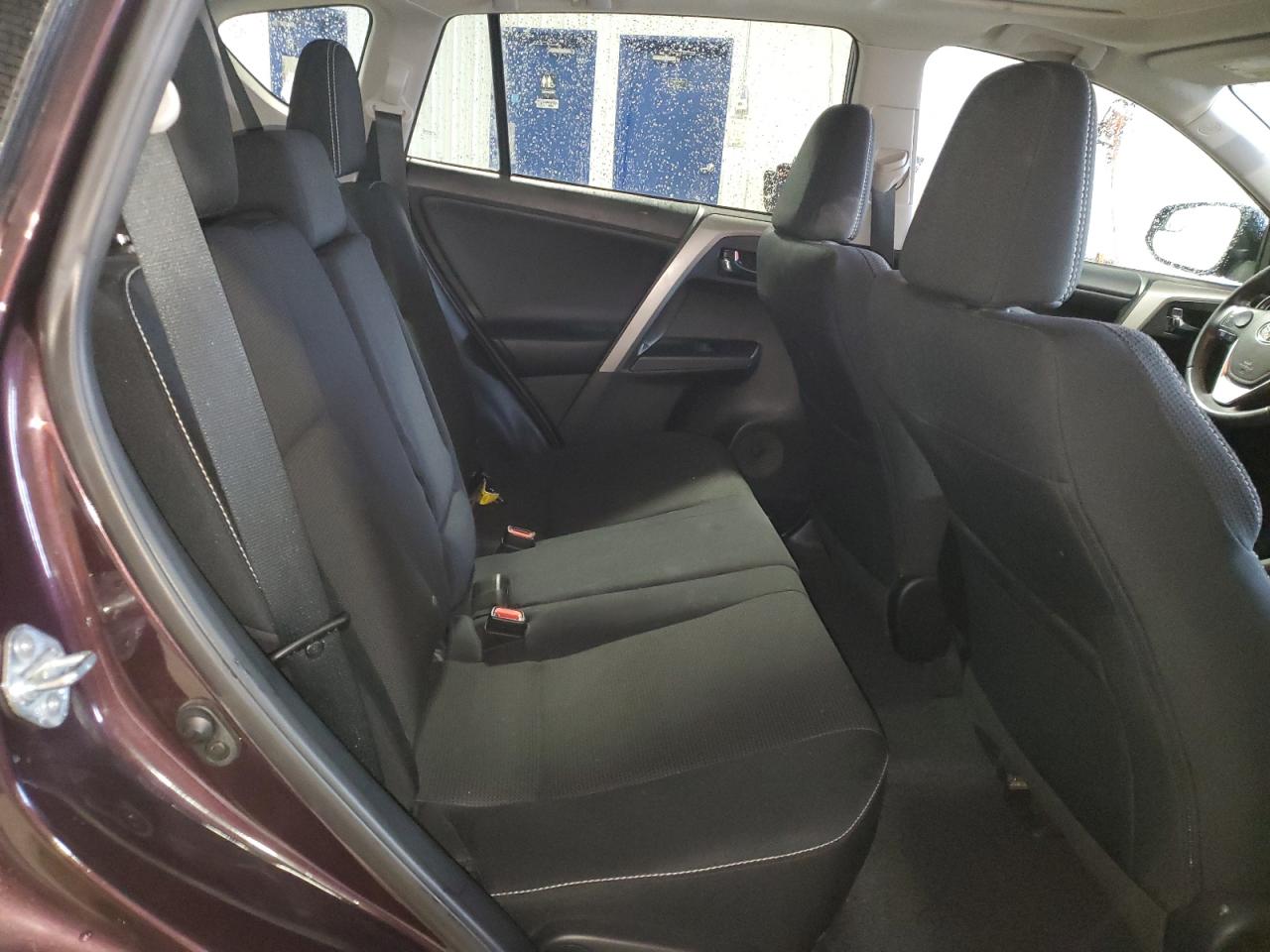 2017 Toyota RAV 4 - Image 11