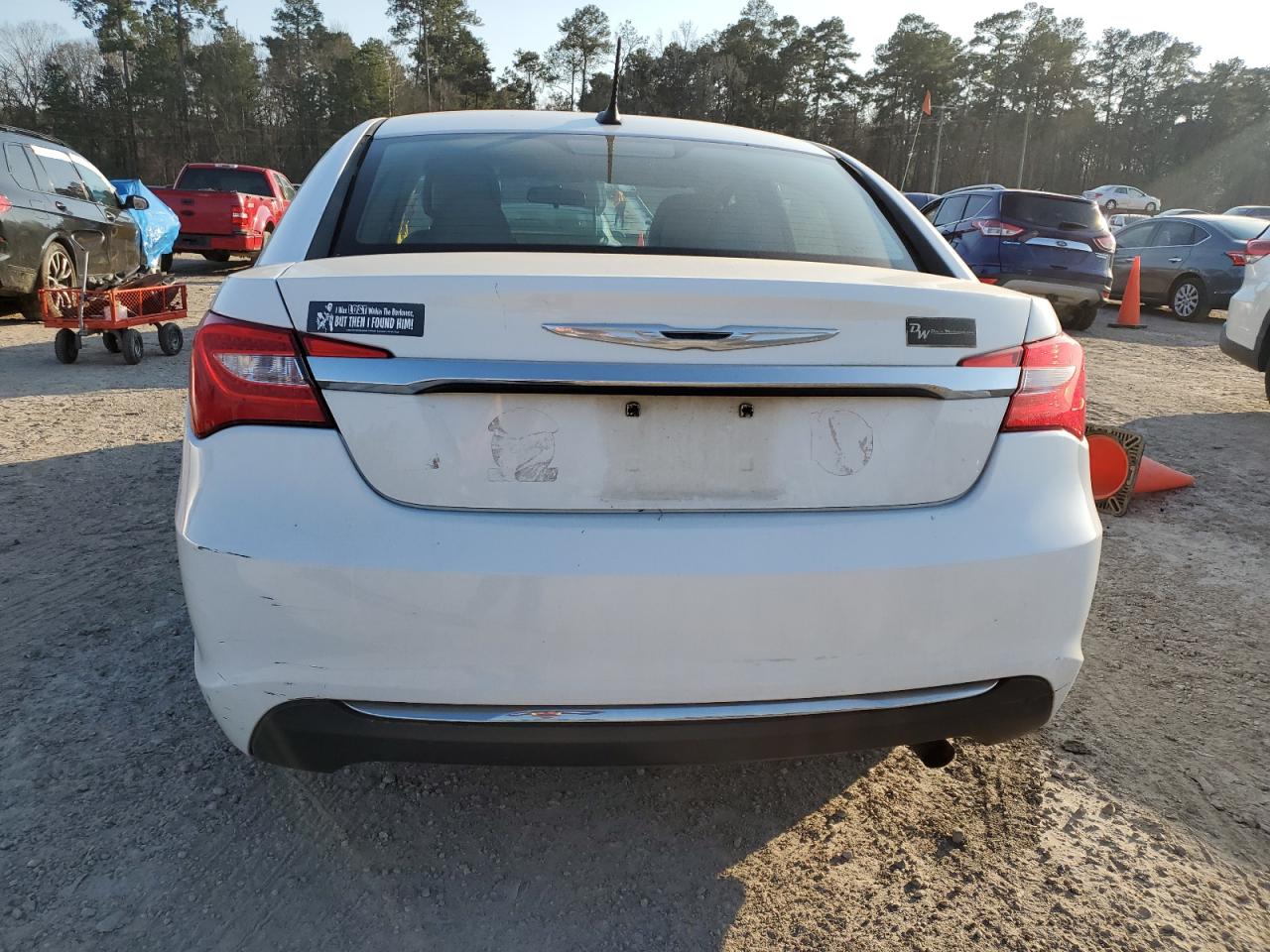 2014 Chrysler 200 - Image 6